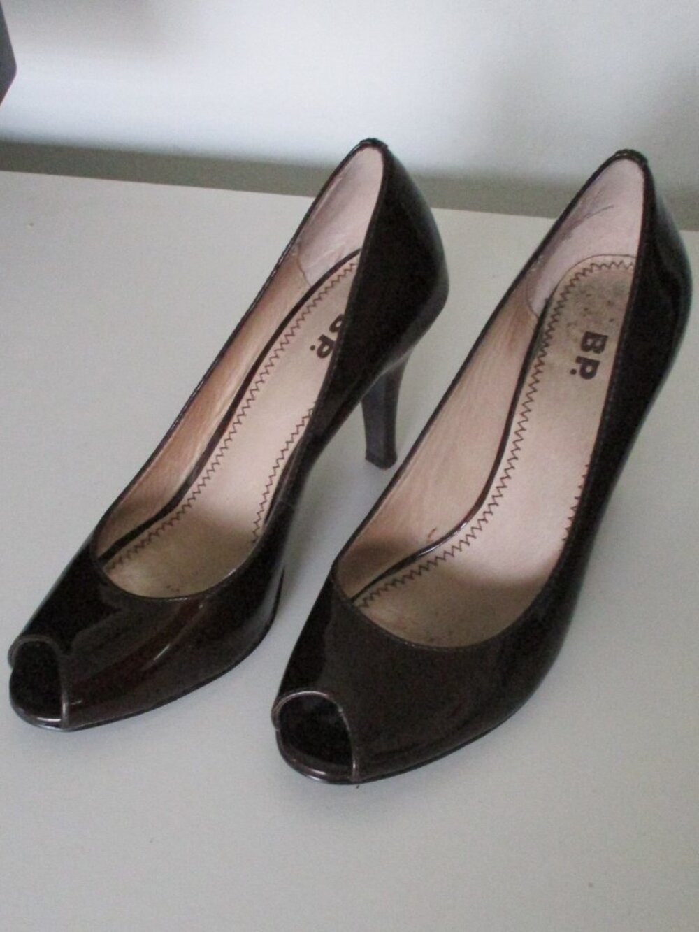 Nordstrom BP. "Peekaboo" Womens Brown Patent Leather Peep Pump w/3.35" Heel - 5M